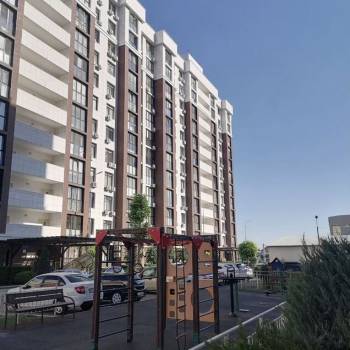 Продается 1-комнатная квартира, 46 м²
