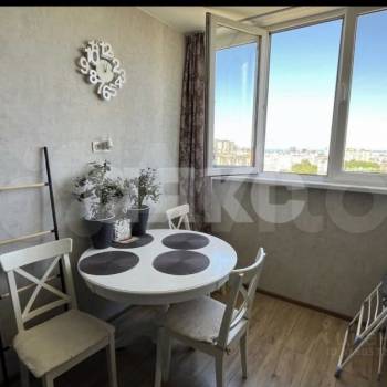 Продается 1-комнатная квартира, 37,8 м²