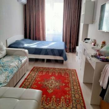 Продается 1-комнатная квартира, 44 м²