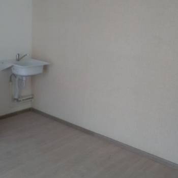 Продается 1-комнатная квартира, 44 м²