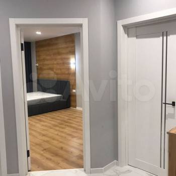 Сдается 1-комнатная квартира, 52 м²