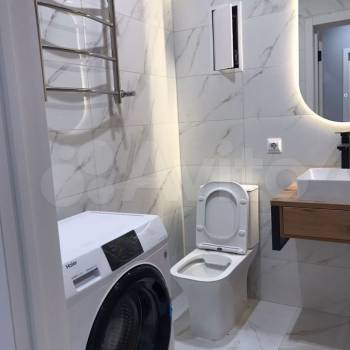 Сдается 1-комнатная квартира, 52 м²