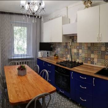 Продается 1-комнатная квартира, 48 м²