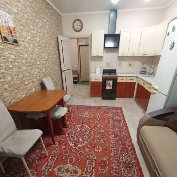 Продается 1-комнатная квартира, 54 м²