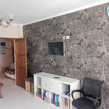 Продается 2-х комнатная квартира, 77 м²