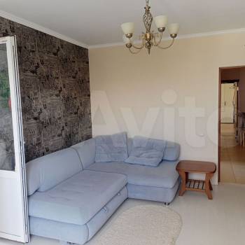 Продается 2-х комнатная квартира, 77 м²