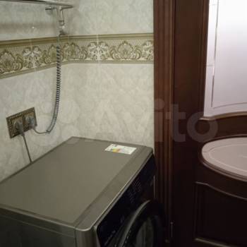 Продается 1-комнатная квартира, 54,2 м²