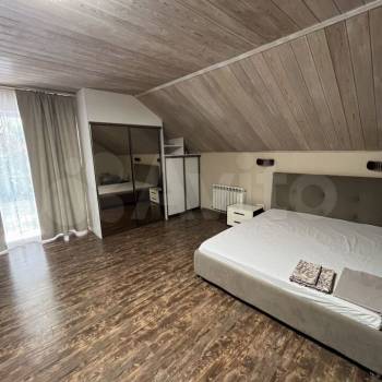 Продается 3-х комнатная квартира, 121 м²