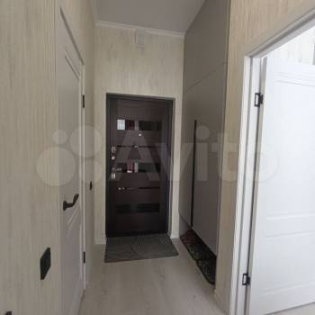 Продается 1-комнатная квартира, 36 м²