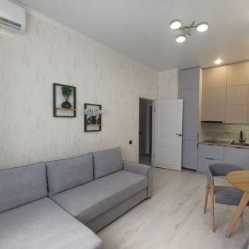Продается 1-комнатная квартира, 36 м²