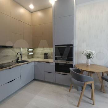 Продается 1-комнатная квартира, 36 м²