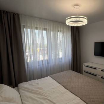 Сдается 1-комнатная квартира, 60 м²