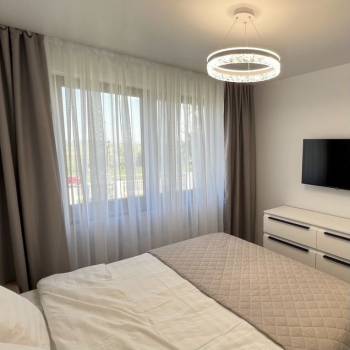 Сдается 1-комнатная квартира, 60 м²