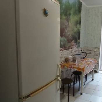 Продается 1-комнатная квартира, 44 м²