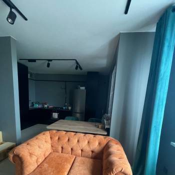 Продается 1-комнатная квартира, 47 м²