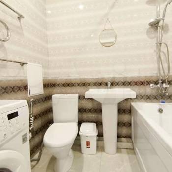 Продается 1-комнатная квартира, 42 м²