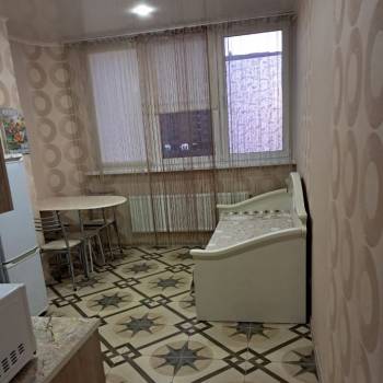 Сдается 1-комнатная квартира, 40 м²