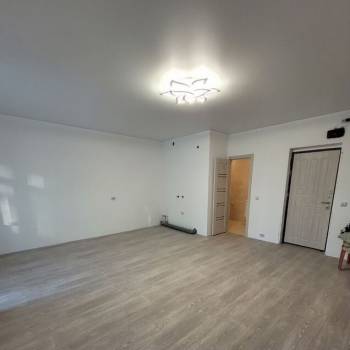 Продается 1-комнатная квартира, 46 м²