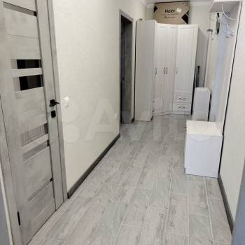 Продается 1-комнатная квартира, 50 м²