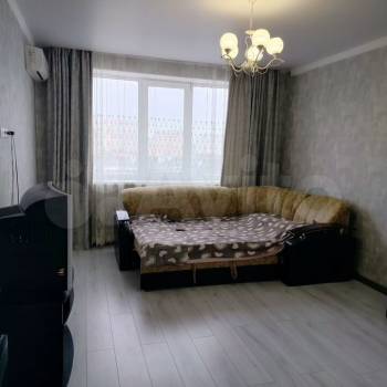 Продается 1-комнатная квартира, 50 м²