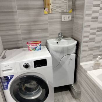 Продается 1-комнатная квартира, 50 м²