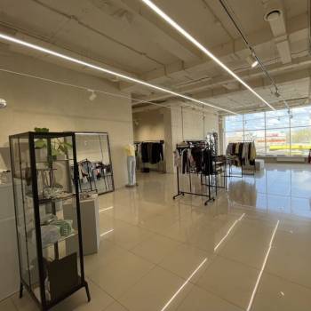 Сдается Нежилое помещение, 289 м²