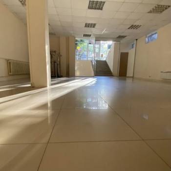 Сдается Нежилое помещение, 73 м²