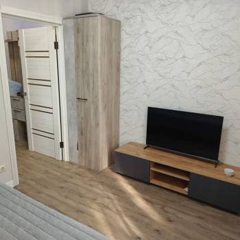 Продается 1-комнатная квартира, 36 м²