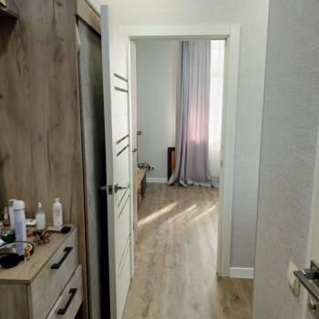 Продается 1-комнатная квартира, 36 м²
