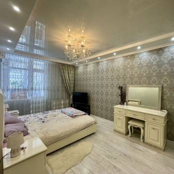 Продается 2-х комнатная квартира, 70 м²