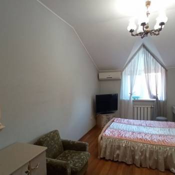 Сдается 2-х комнатная квартира, 75 м²