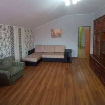 Сдается 2-х комнатная квартира, 75 м²