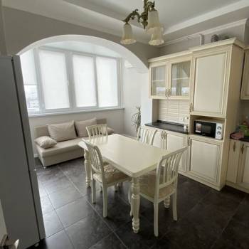 Продается 1-комнатная квартира, 45 м²