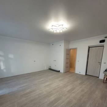 Продается 1-комнатная квартира, 46 м²