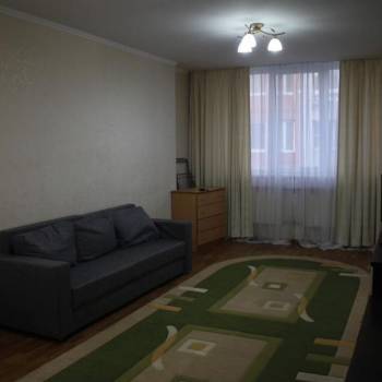 Сдается 2-х комнатная квартира, 65 м²