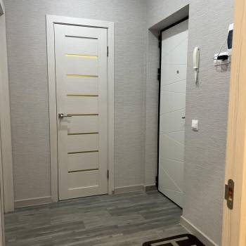 Сдается 2-х комнатная квартира, 42 м²