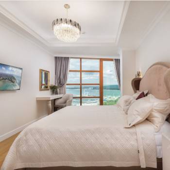 Сдается 2-х комнатная квартира, 99 м²