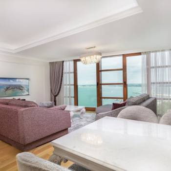 Сдается 2-х комнатная квартира, 99 м²