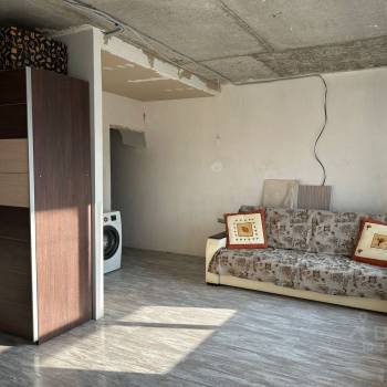 Продается 1-комнатная квартира, 42,9 м²