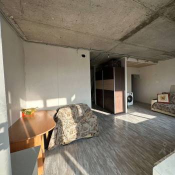 Продается 1-комнатная квартира, 42,9 м²