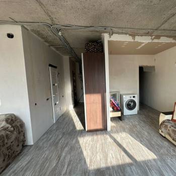Продается 1-комнатная квартира, 42,9 м²