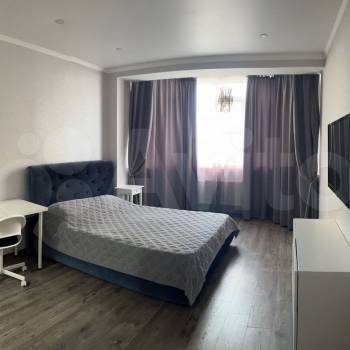 Продается 1-комнатная квартира, 45 м²