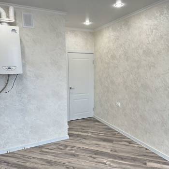 Продается 1-комнатная квартира, 43 м²