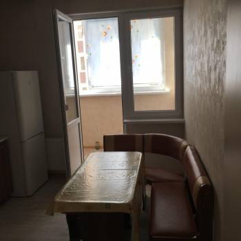 Сдается 1-комнатная квартира, 39 м²