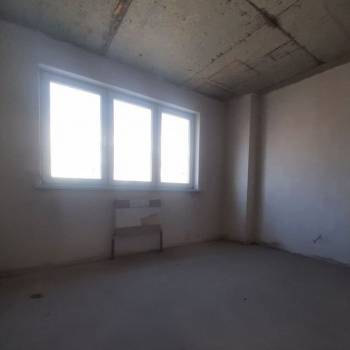 Продается 1-комнатная квартира, 42 м²