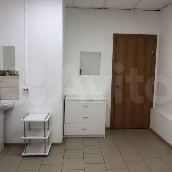 Сдается Нежилое помещение, 16 м²