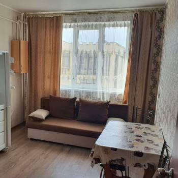 Продается 1-комнатная квартира, 42,2 м²