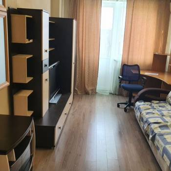 Продается 1-комнатная квартира, 42,2 м²