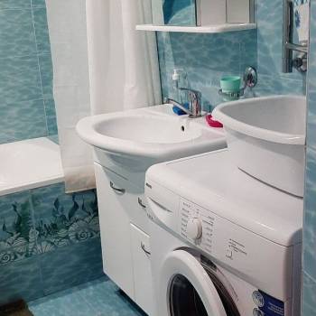 Продается 1-комнатная квартира, 42 м²