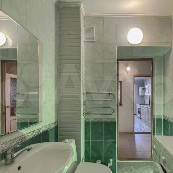 Продается 1-комнатная квартира, 46 м²